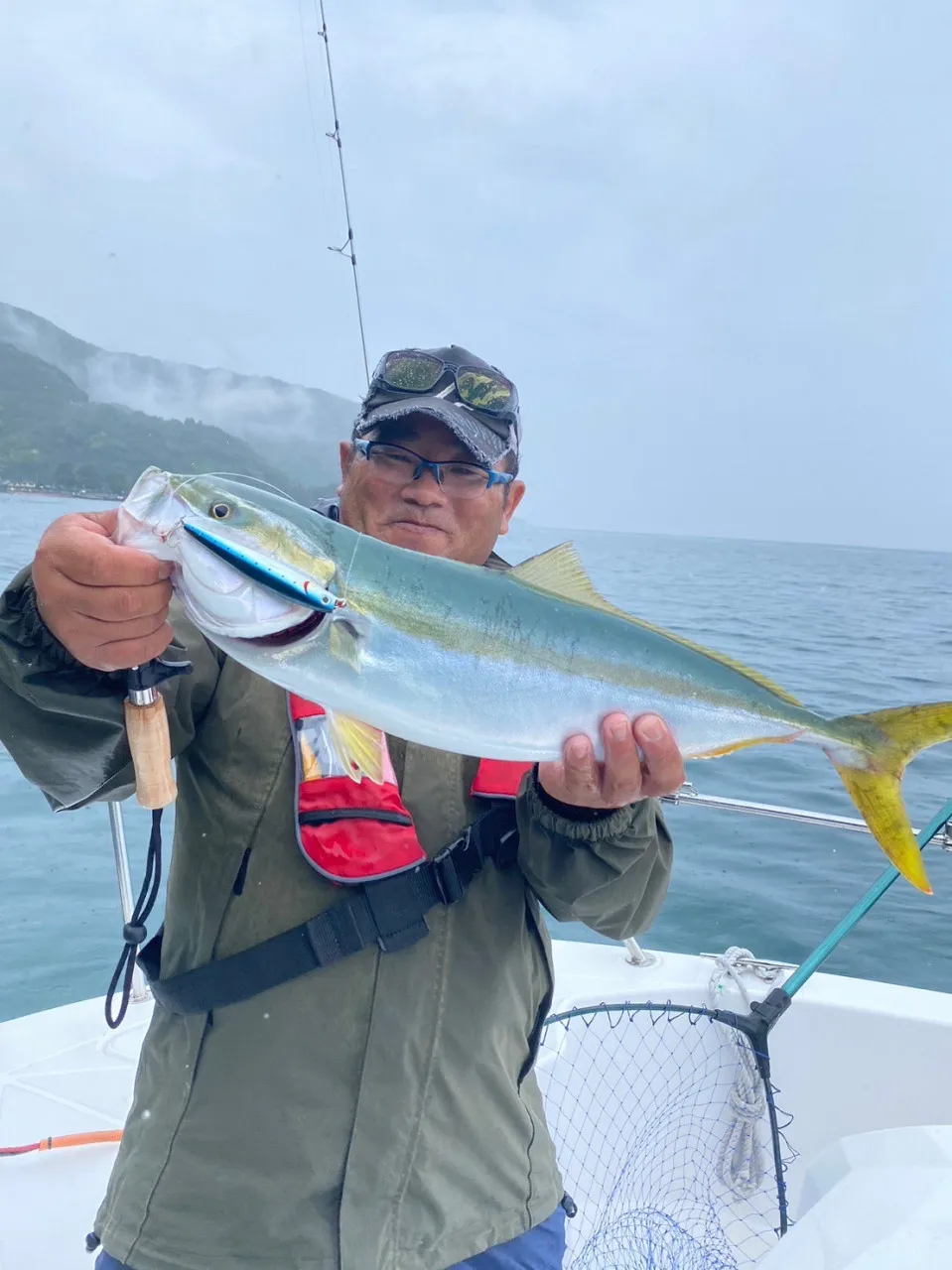 沼津沖釣果】沼津湾内の青物・根魚シーズン開幕です！【キビナゴ